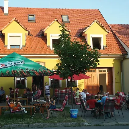 Pensjonat Alva 2 Mikulov